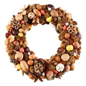 Dry fruit wreath